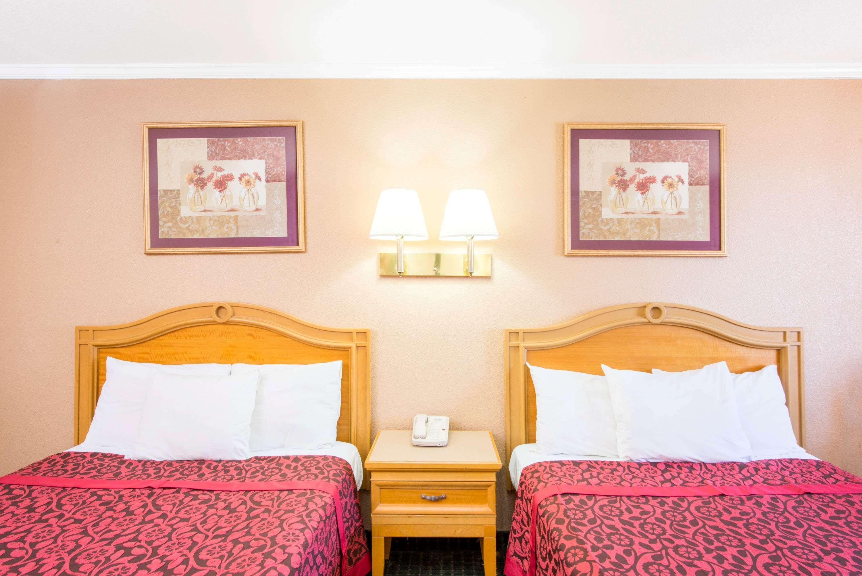 Days Inn By Wyndham Alamogordo White Sands Exteriér fotografie