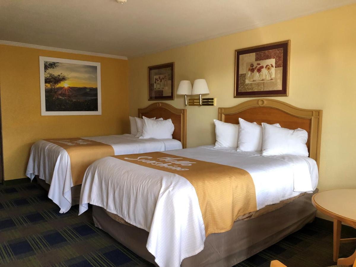 Days Inn By Wyndham Alamogordo White Sands Exteriér fotografie